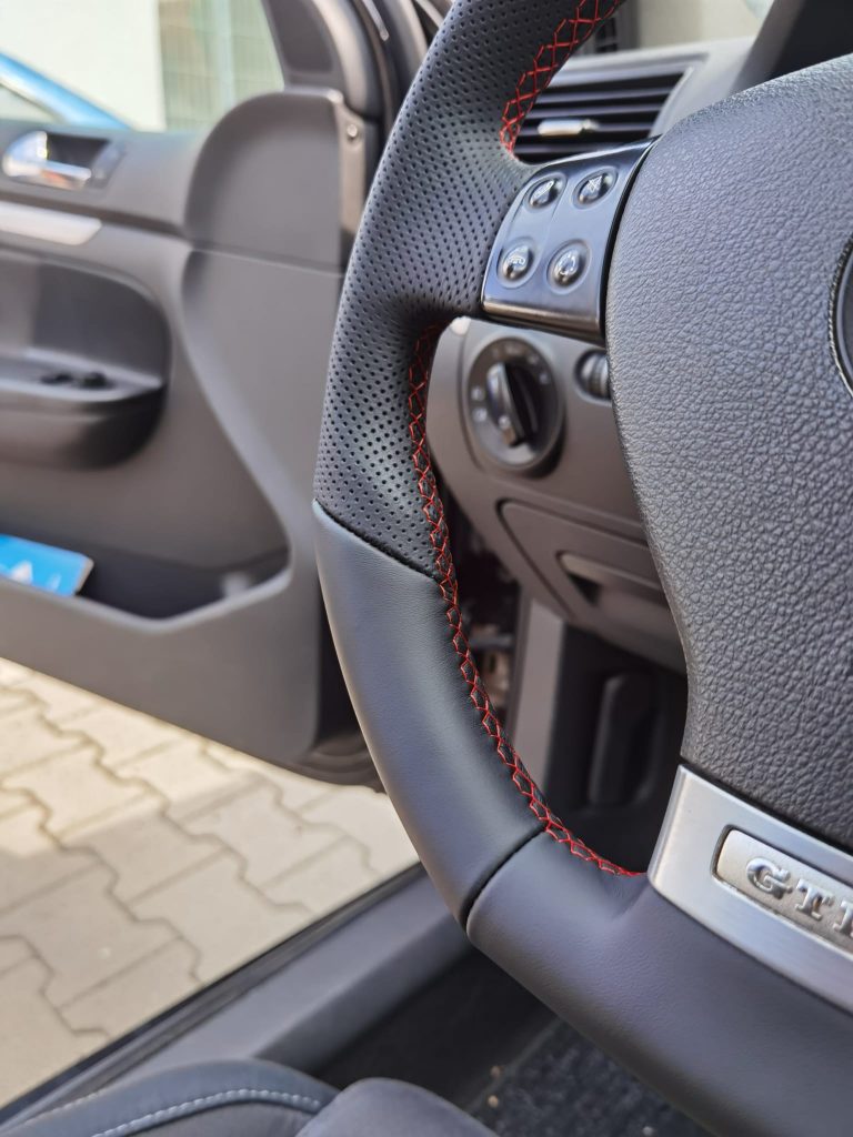 Mountney M32M311B M Lenkrad, Mit Schwarz Eloxiertem